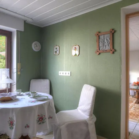 Am Dohlenberg By Interhome 아파트 슈나이더슈발렌베르크