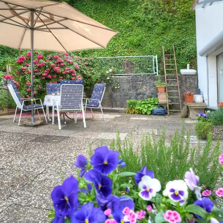 Am Dohlenberg By Interhome 슈나이더슈발렌베르크